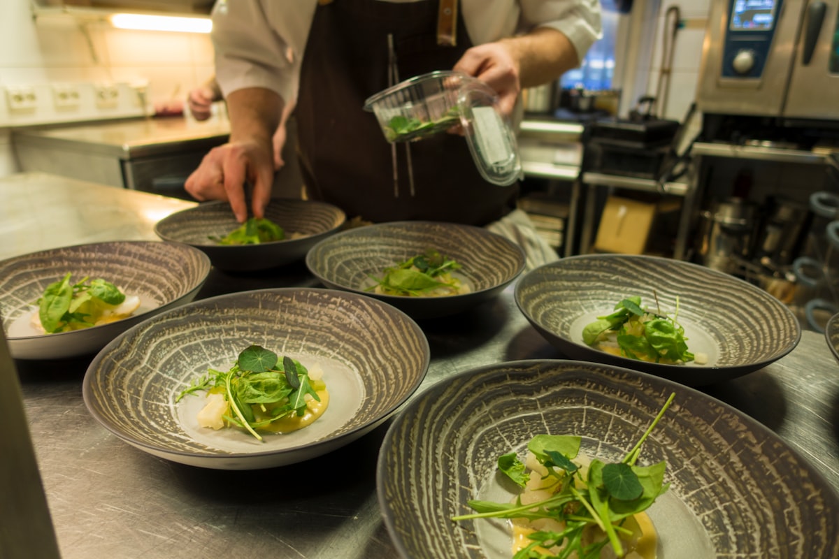 Gourmetmat ingredienser och matlagning